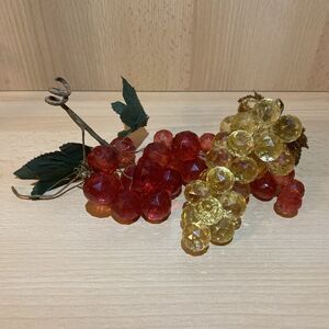 Vintage Faceted Lucite Bead Acrylic Plastic Cluster Grapes with Leaves & Stems